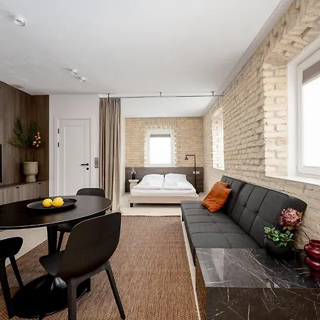 City, 17 Free Street Parking Appartement