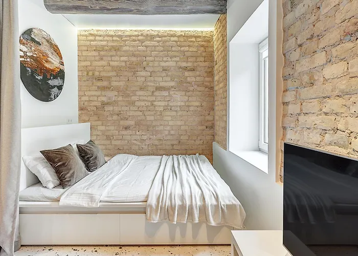 Apartman City, 17 Free Street Parking *