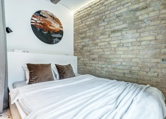 Apartman City, 17 Free Street Parking *